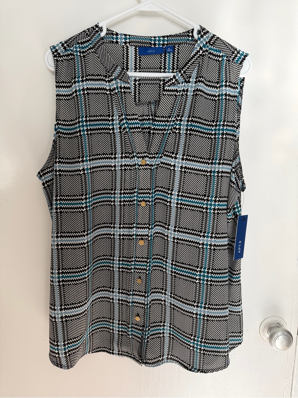 Apt. 9 Black Plaid Sleeveless Button-Down Top with Teal Accents